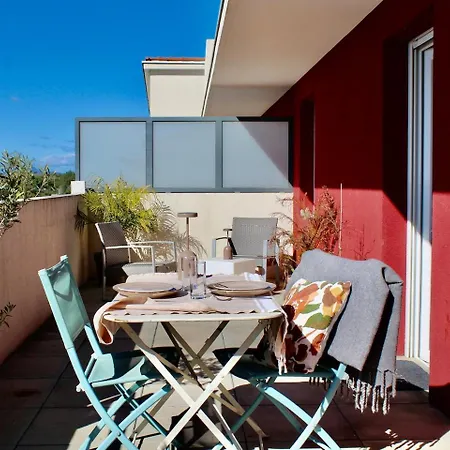 T2 Equipe, Grande Terrasse Et Parking *