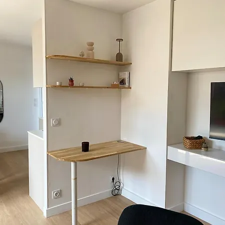 T2 Equipe, Grande Terrasse Et Parking Apartament *