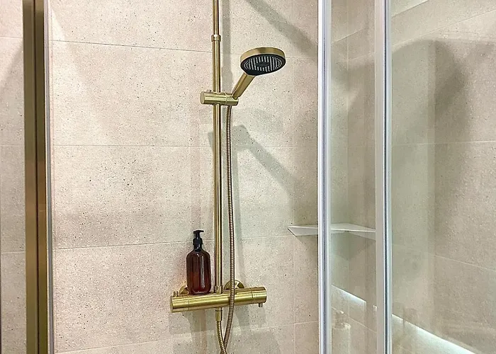 T2 Equipe, Grande Terrasse Et Parking